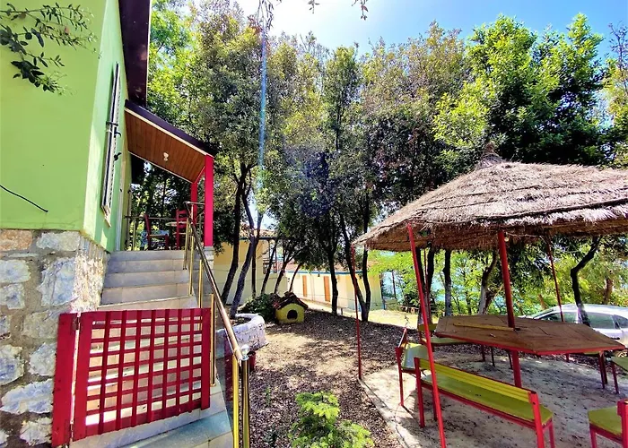 Ramo's Beachside Retreat - Cozy 2 Bedroom Casa vacanze Vlorë