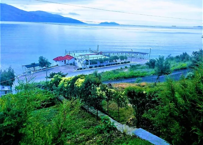 Σπίτι διακοπών Ramo's Beachside Retreat - Cozy 2 Bedroom Vlorë